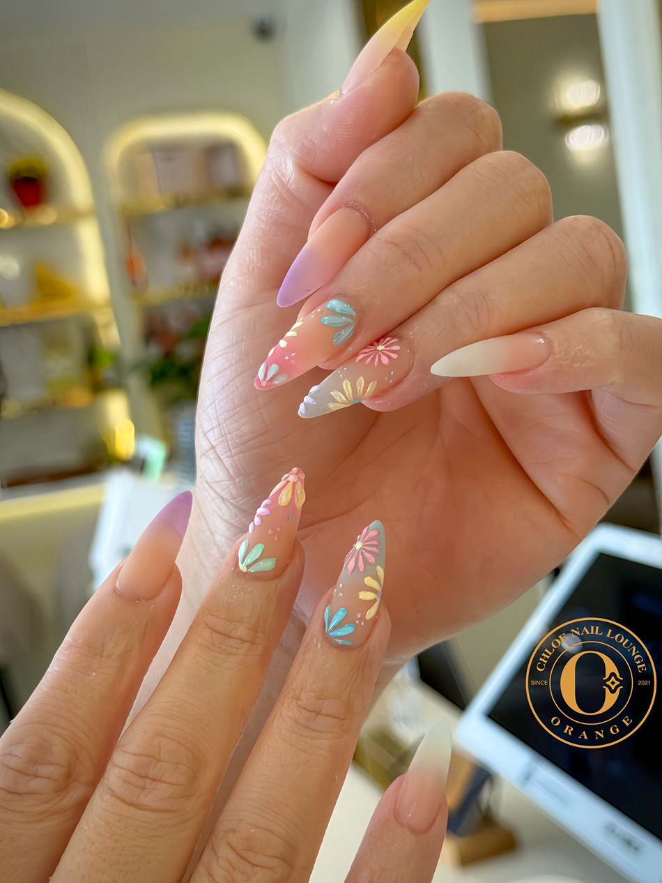 Chloe Nail Lounge